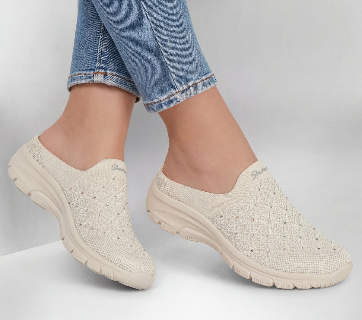 Women Skechers Relaxed Fit: Easy Going - Glowing Skies